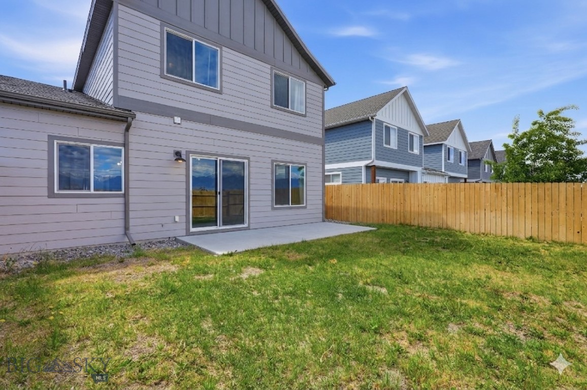 Cloverleaf Meadows - Residential