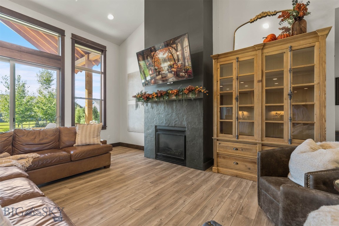 Pioneer Crossing - Residential