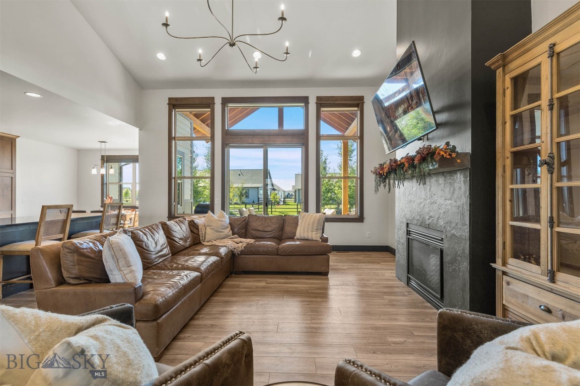 Pioneer Crossing - Residential