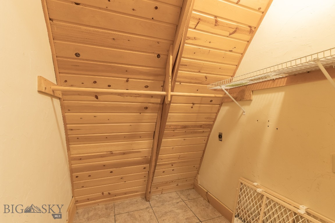 Lazy Acres - Residential