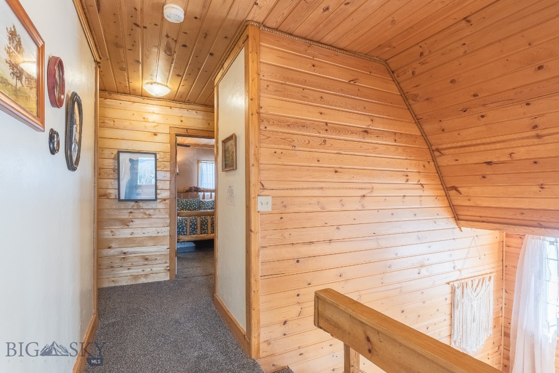 Lazy Acres - Residential