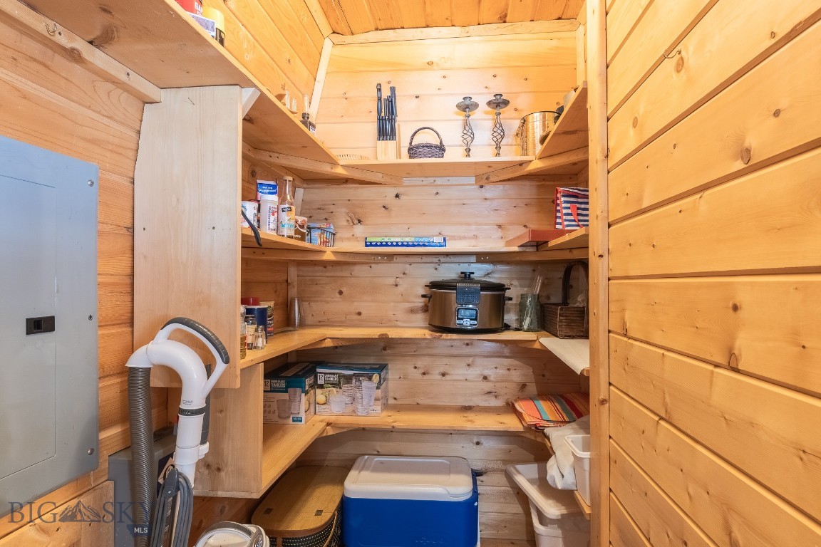 Lazy Acres - Residential