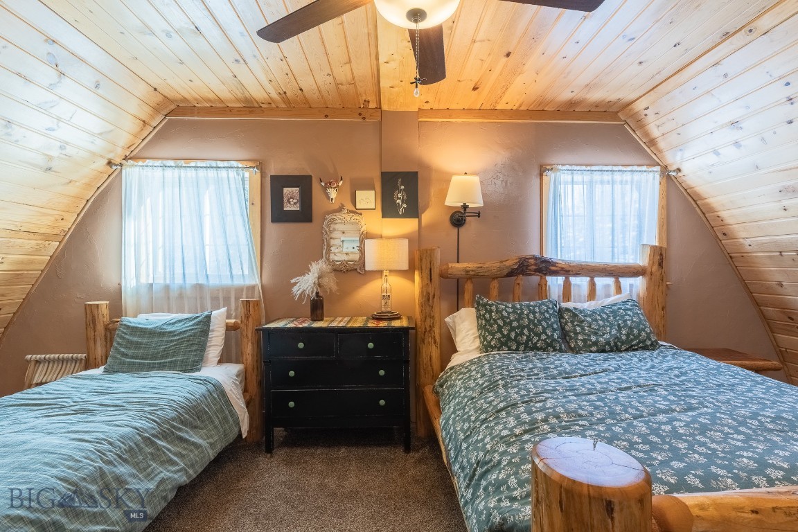 Lazy Acres - Residential