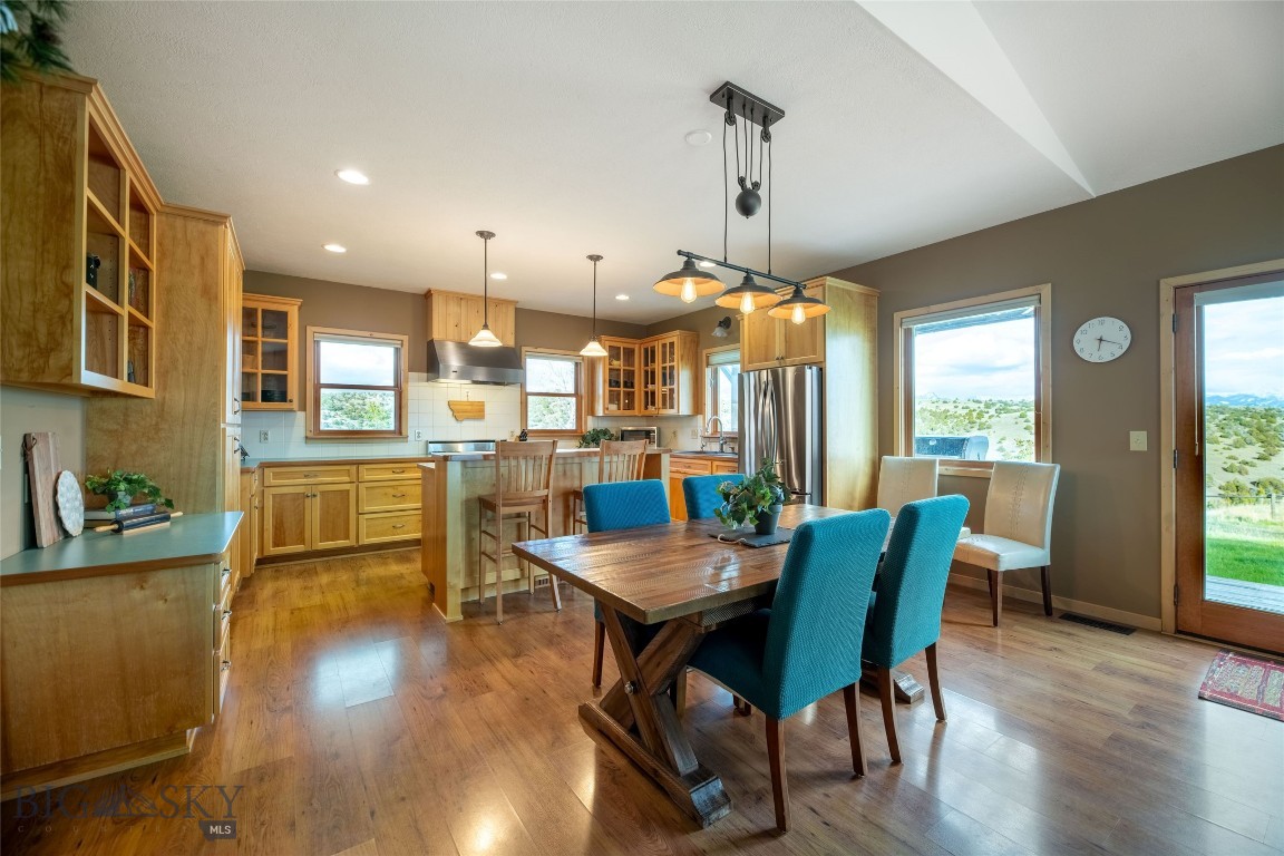 Round Mountain Estates - Residential