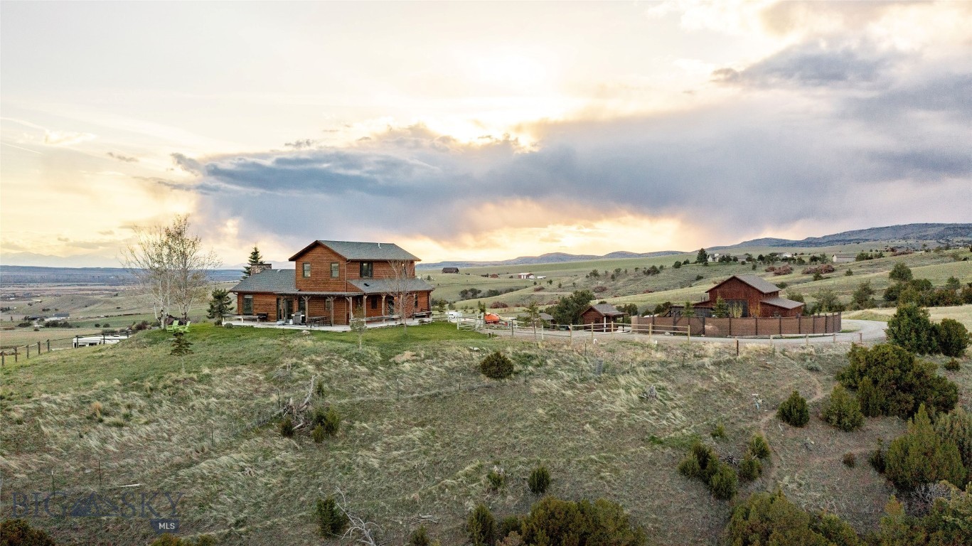 Round Mountain Estates - Residential