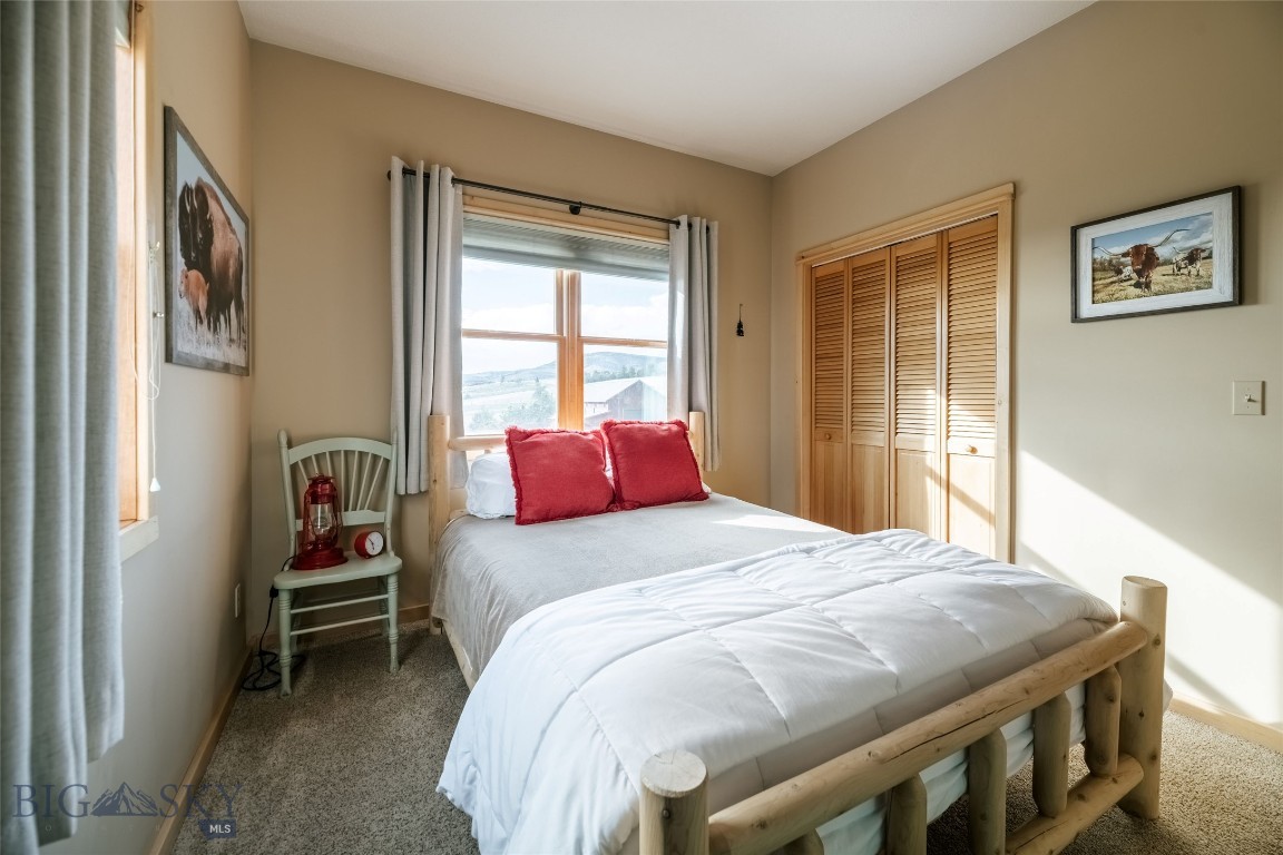 Round Mountain Estates - Residential