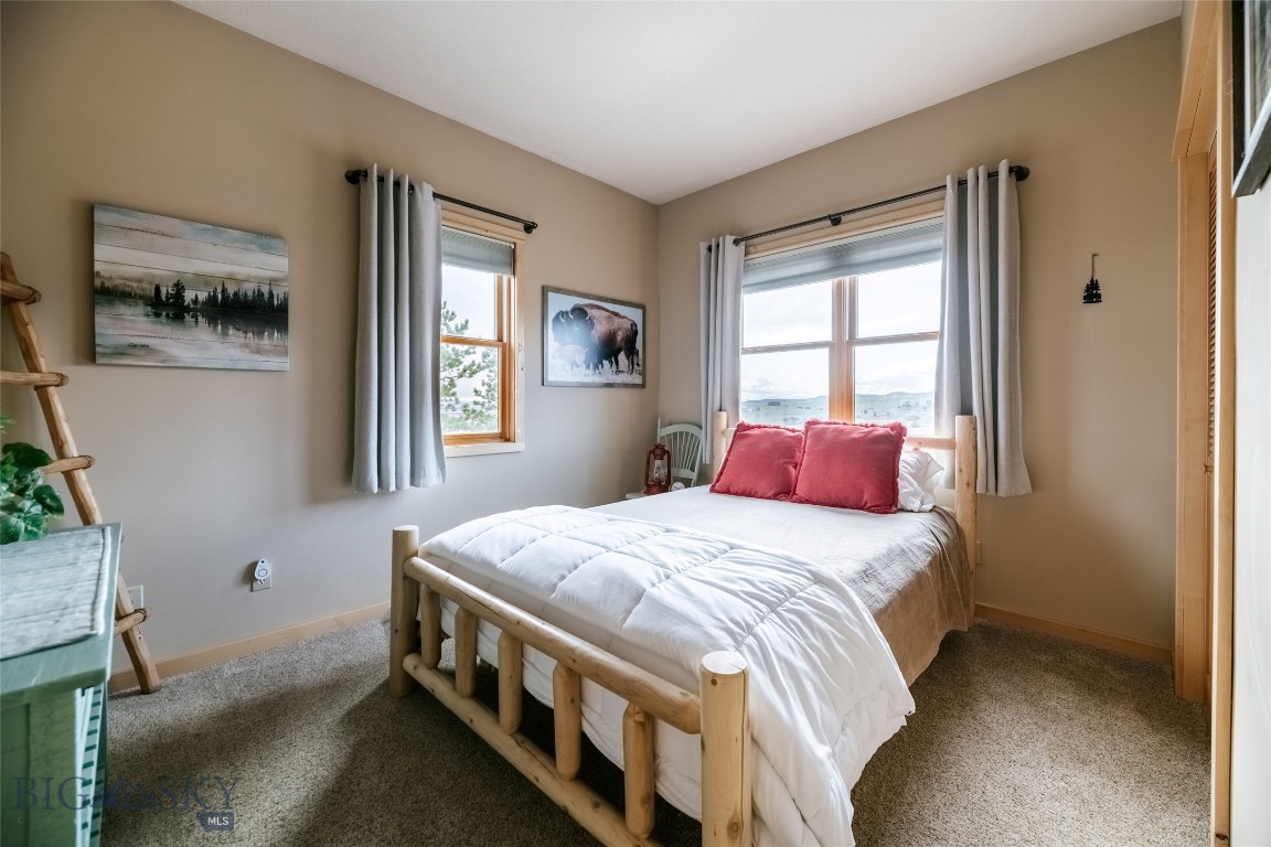 Round Mountain Estates - Residential