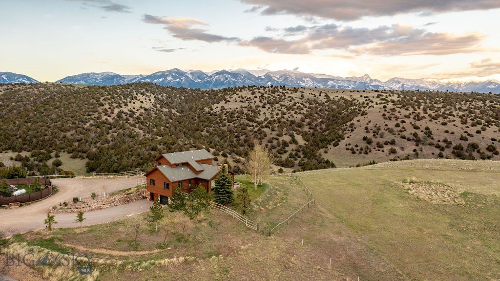 Round Mountain Estates - Residential