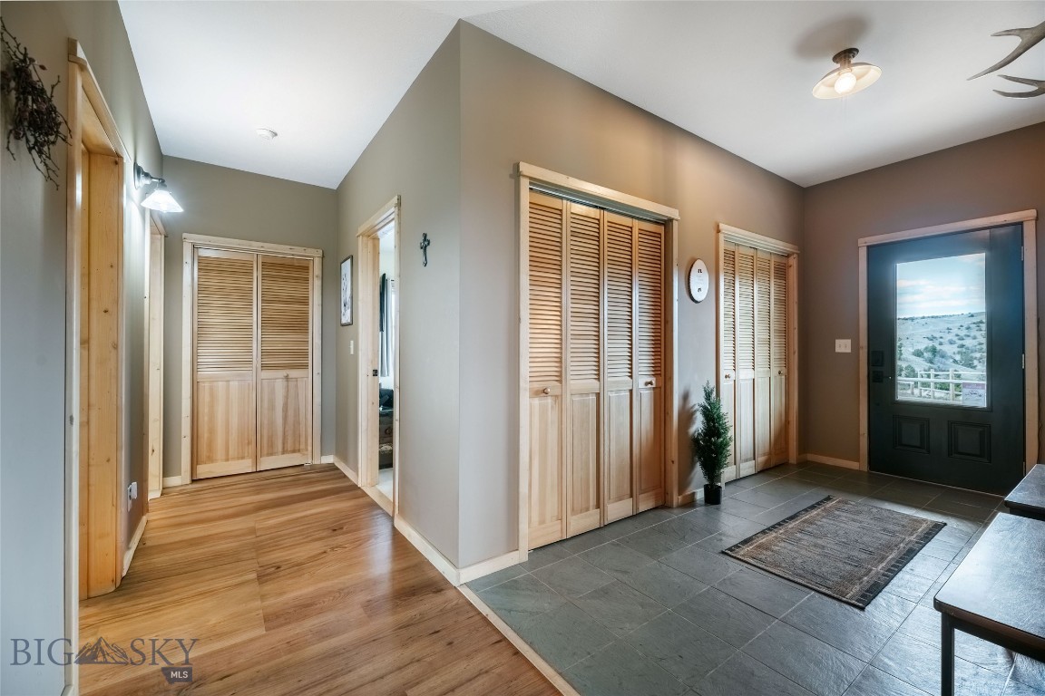 Round Mountain Estates - Residential