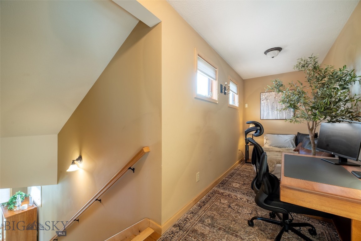 Round Mountain Estates - Residential