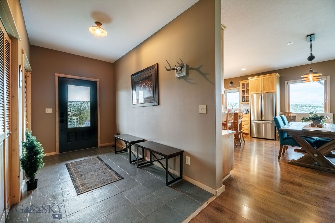 Round Mountain Estates - Residential