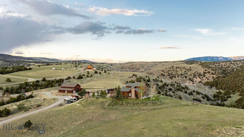 Round Mountain Estates - Residential