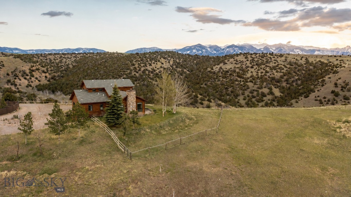 Round Mountain Estates - Residential