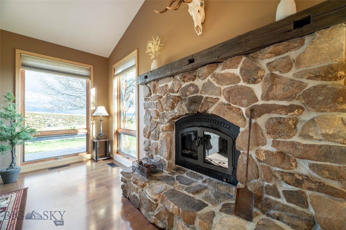Round Mountain Estates - Residential