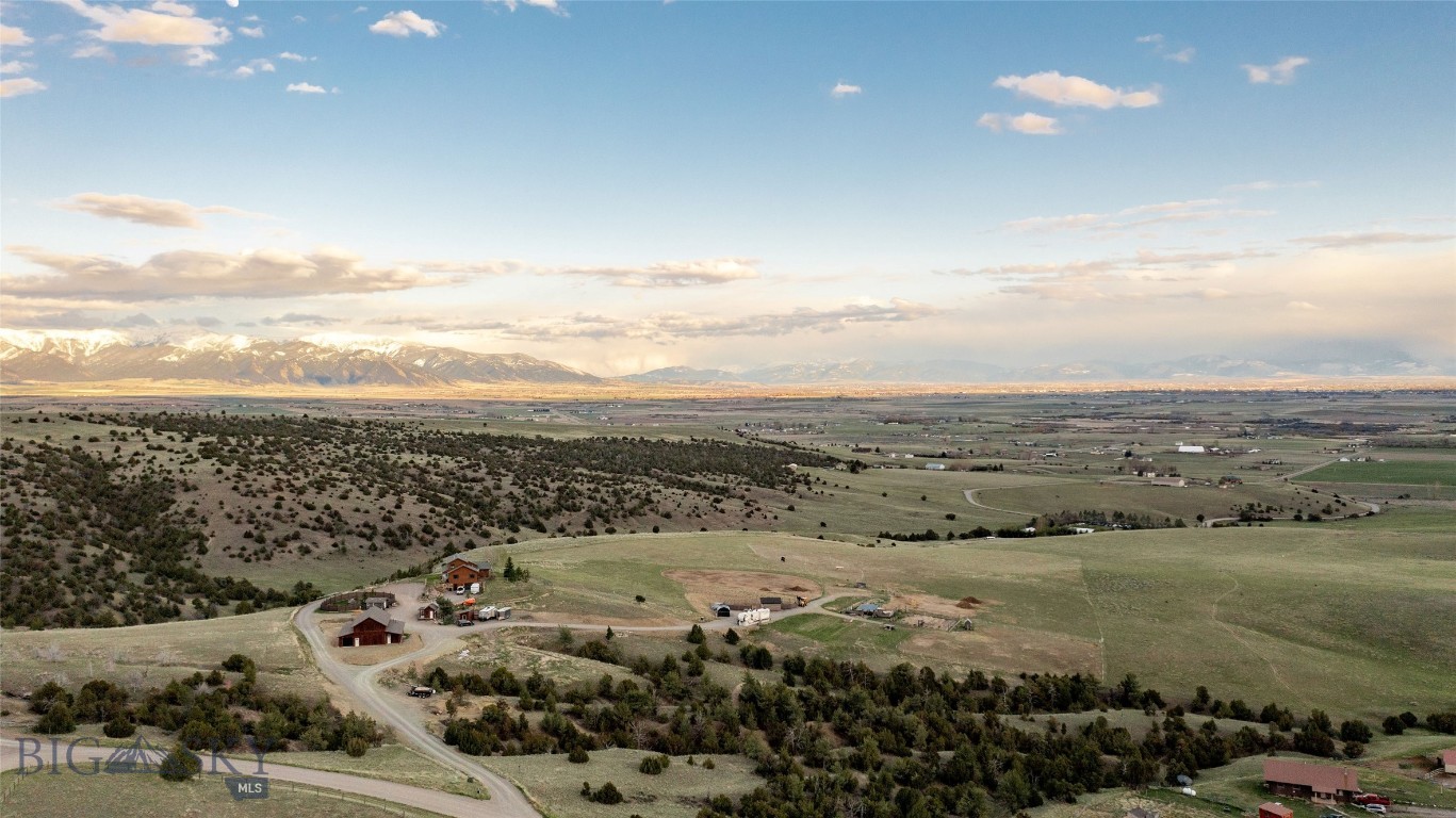 Round Mountain Estates - Residential