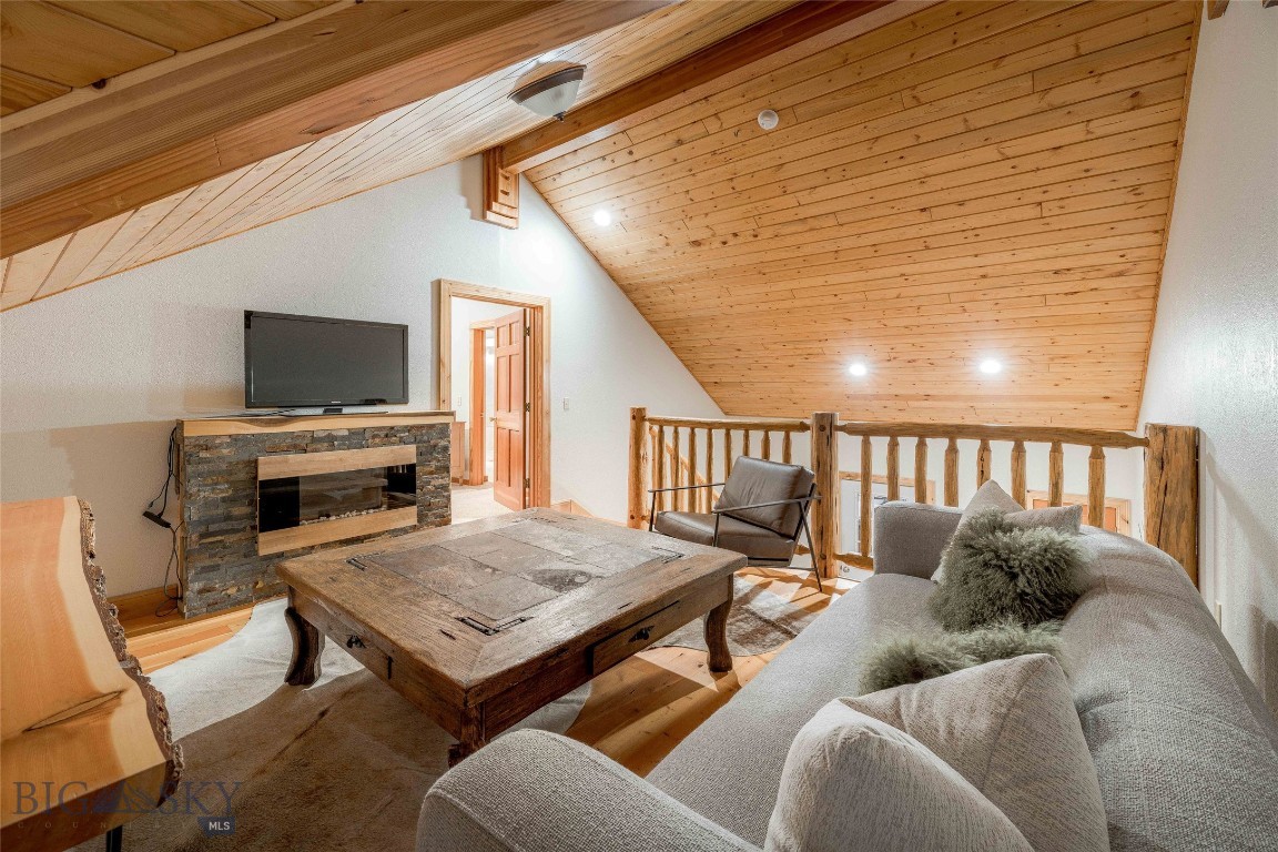 Blue Grouse Hills - Residential