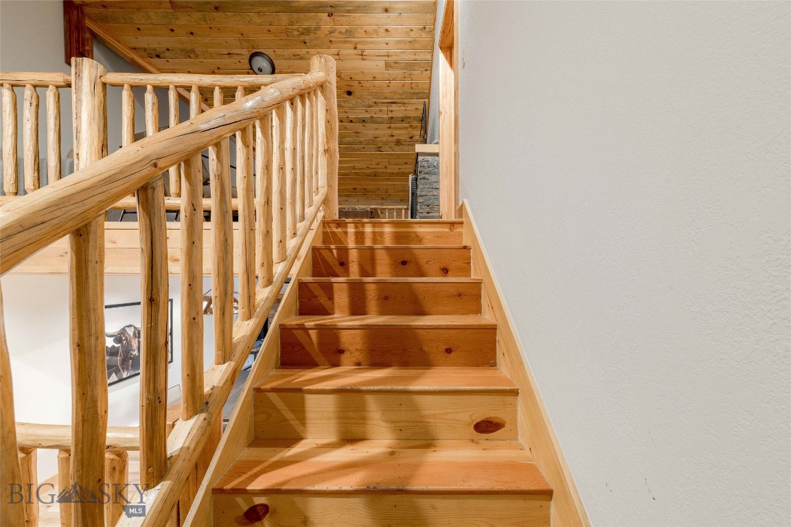 Blue Grouse Hills - Residential
