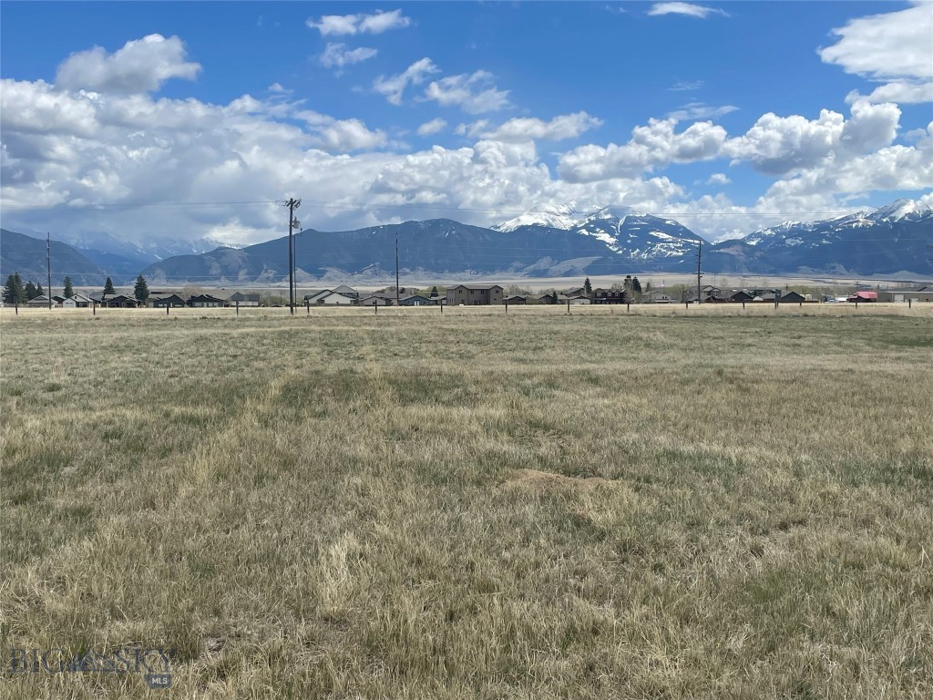 Valley Garden Golf Village - Land