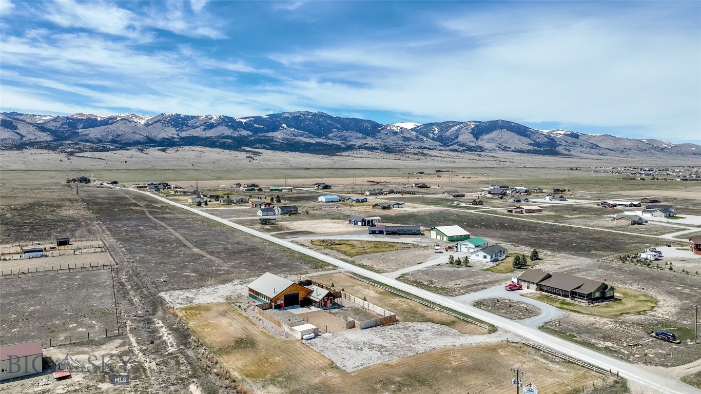 7 Grandview Loop