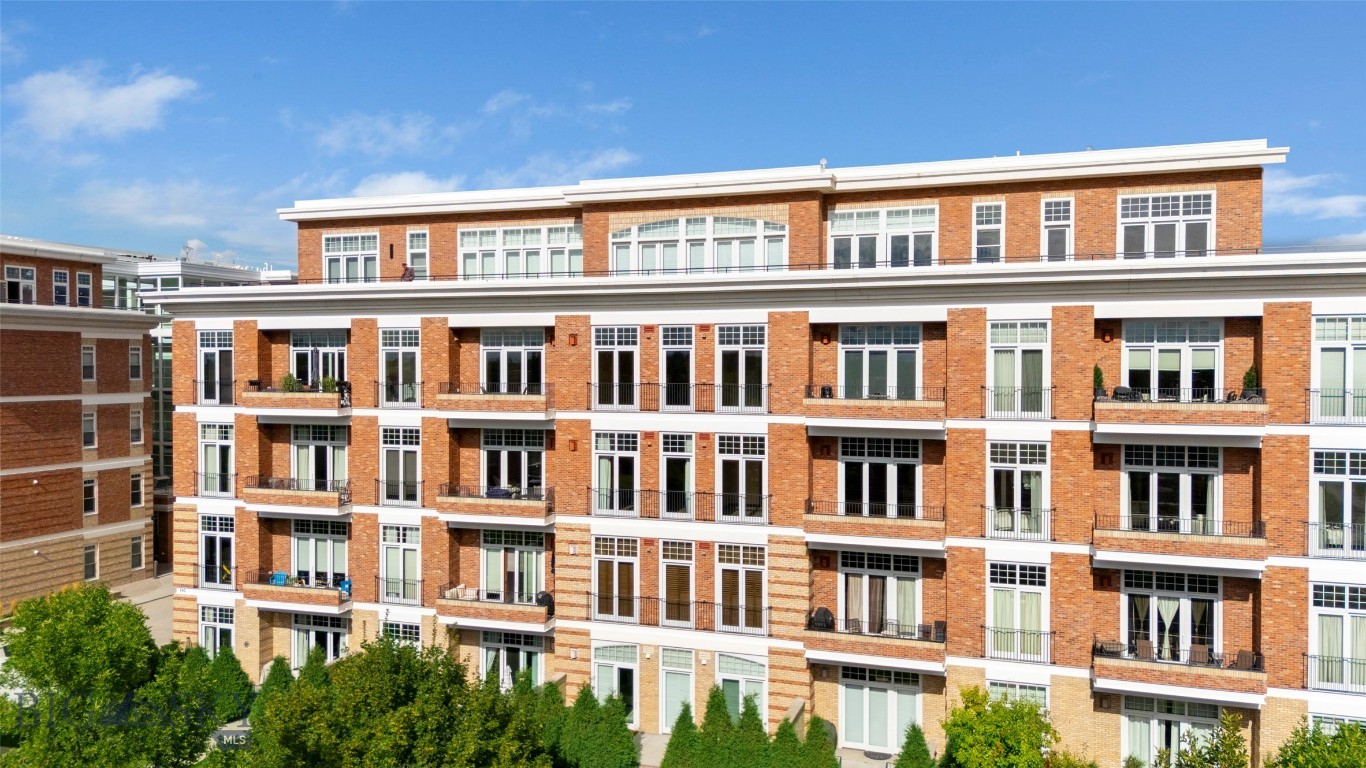 Village Downtown - Residential