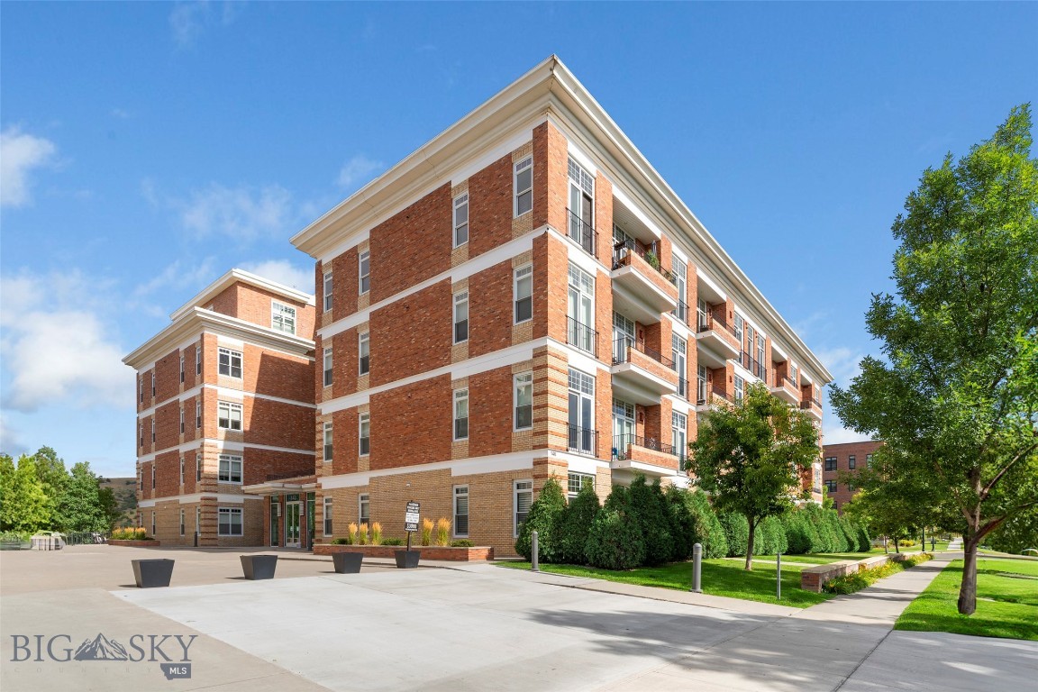 Village Downtown - Residential