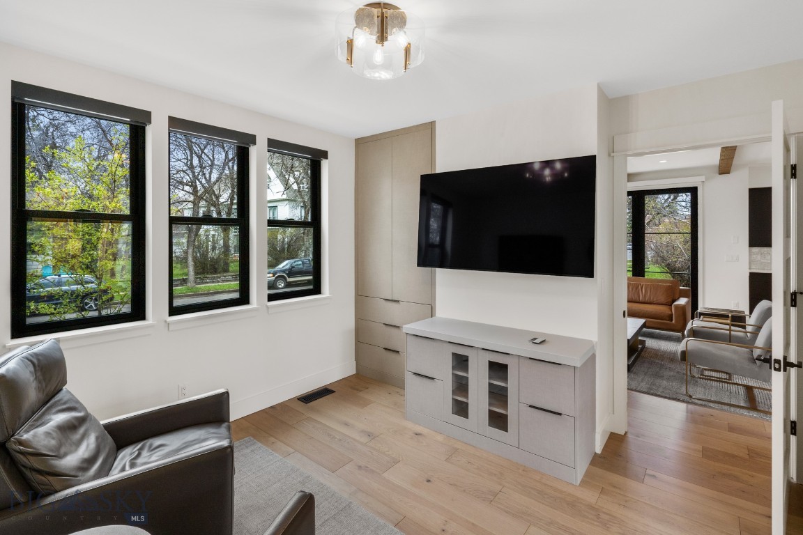 Bozeman, Montana 59715, United States, 3 Bedrooms Bedrooms, ,3 BathroomsBathrooms,Residential,Contingent,57885