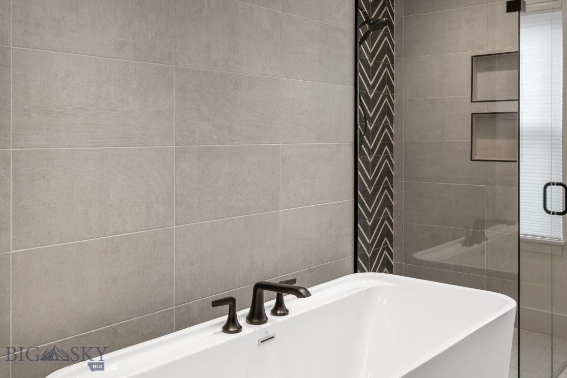 Bozeman, Montana 59715, United States, 3 Bedrooms Bedrooms, ,3 BathroomsBathrooms,Residential,Contingent,57885