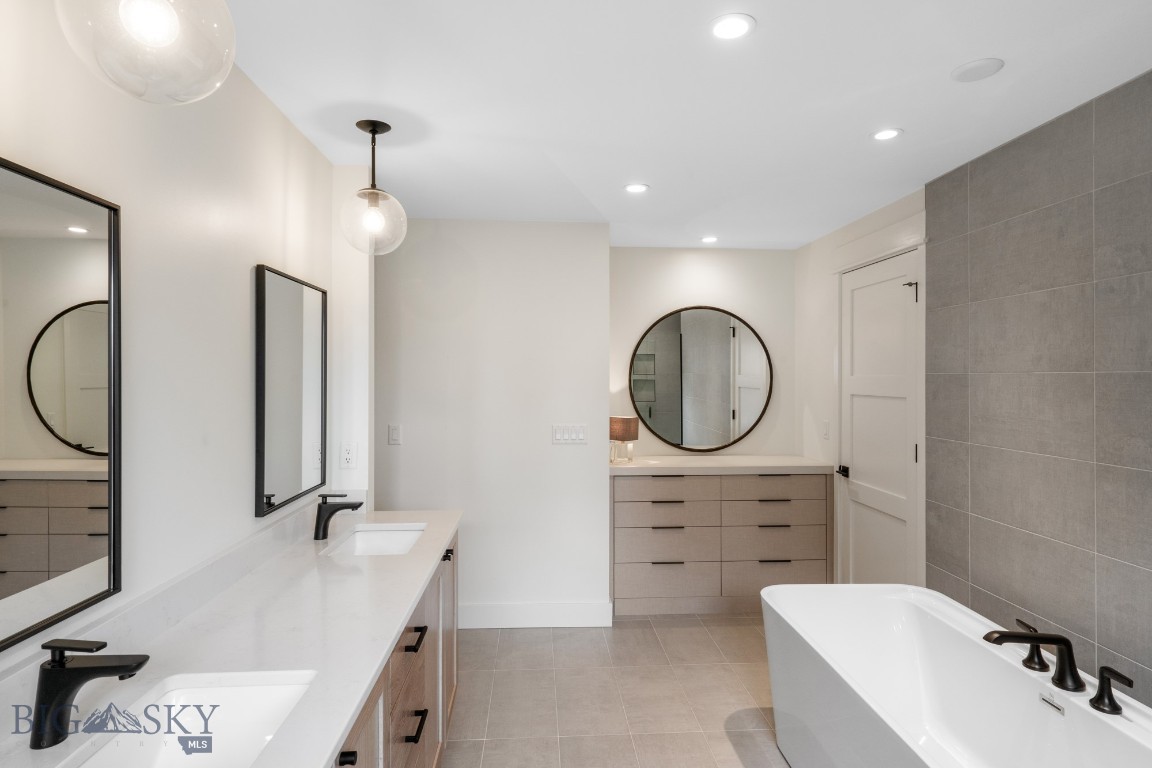 Bozeman, Montana 59715, United States, 3 Bedrooms Bedrooms, ,3 BathroomsBathrooms,Residential,Contingent,57885