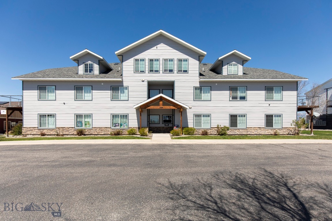River Rock and Royal Village - Commercial Sale