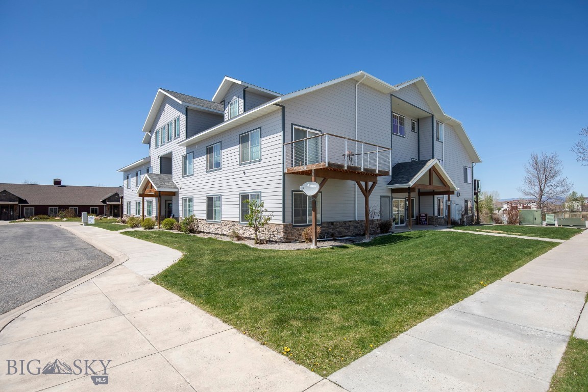 129 Village Drive 302