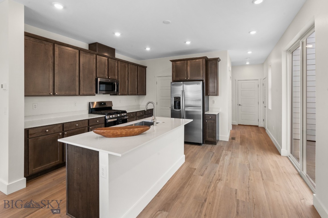 4909 Harvest Parkway