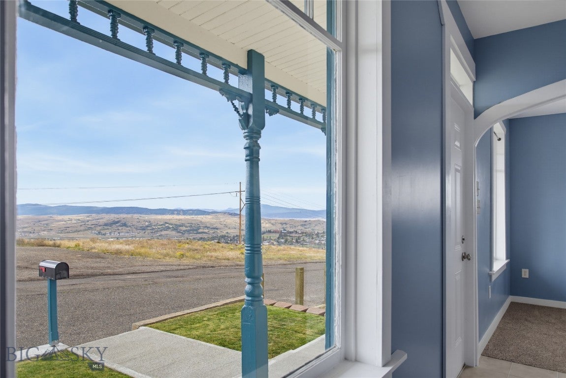 141 W Pacific Street