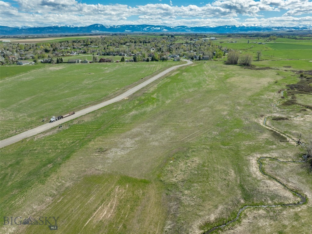 Bridger Shadows West - Land
