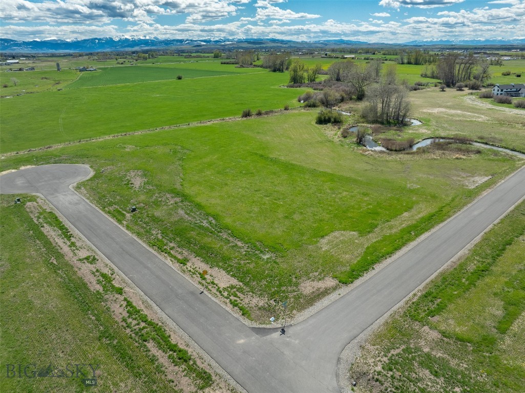 Bridger Shadows West - Land