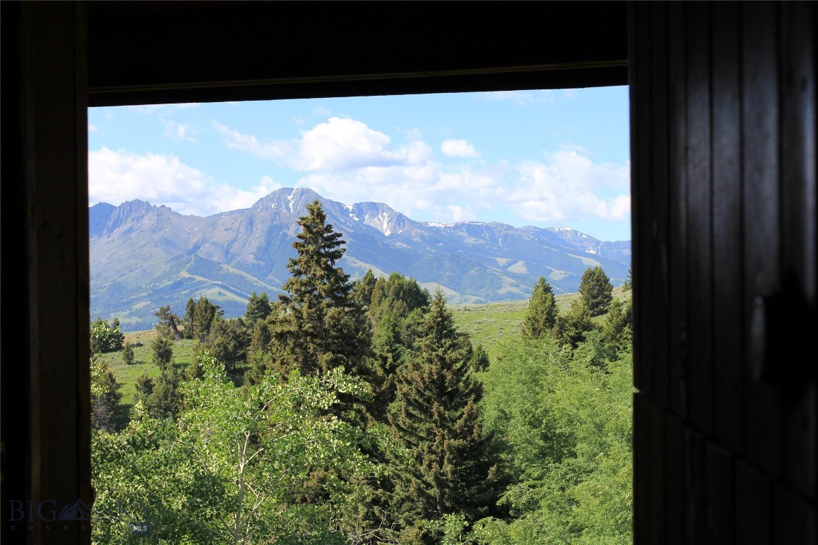 Grizzly Meadows - Residential