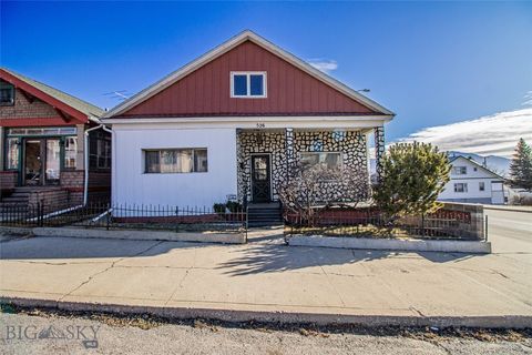 Photo of 526 S Washington St, Butte, MT 59701 (MLS # 408568)