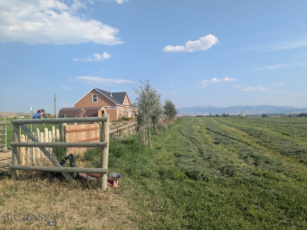 30 Mountain View Road