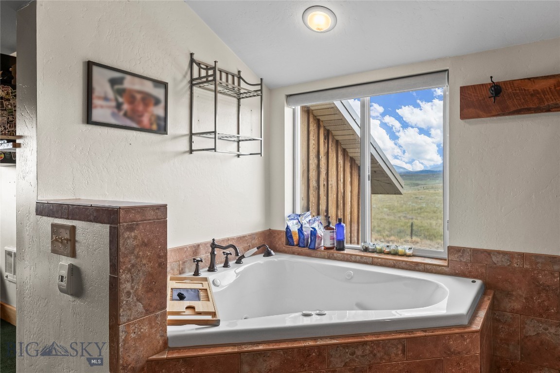 Foothills - Residential