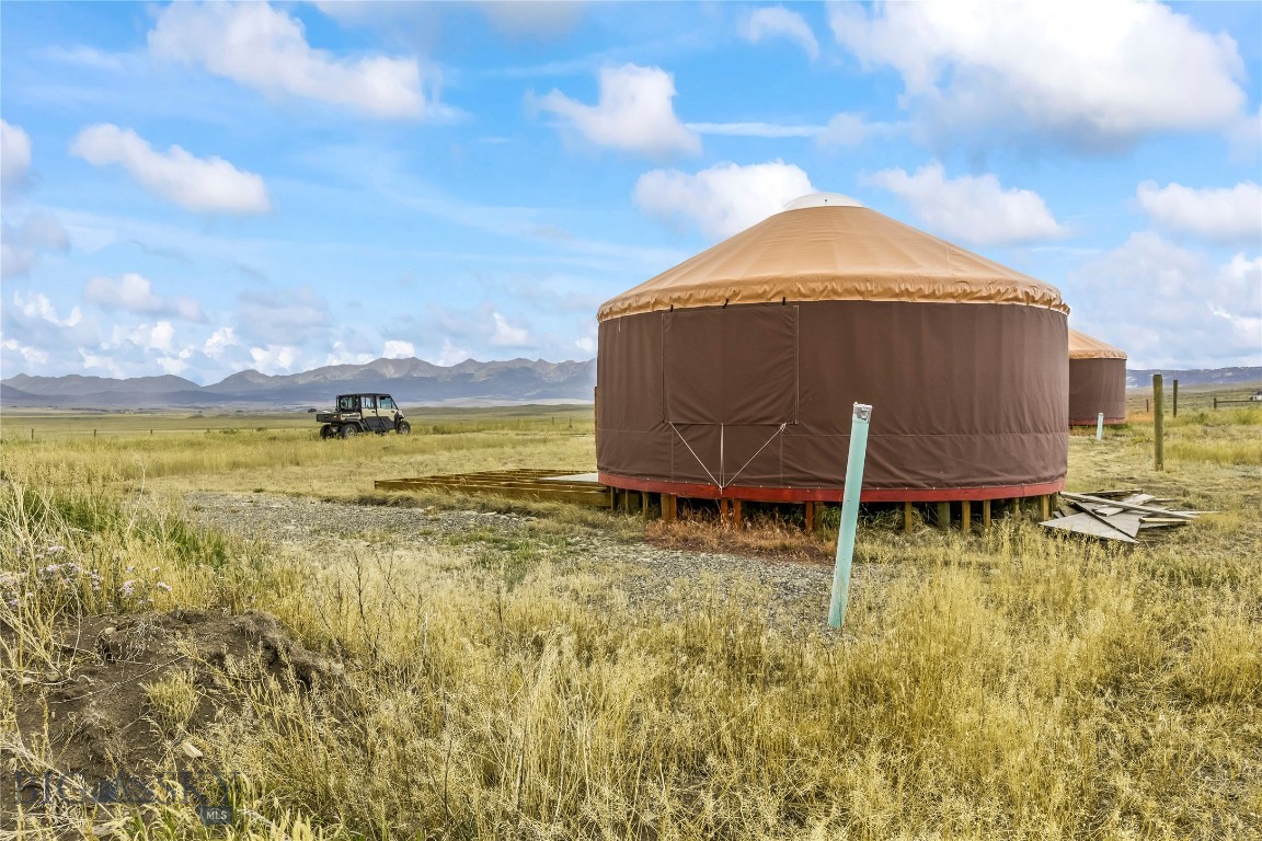 Foothills - Residential