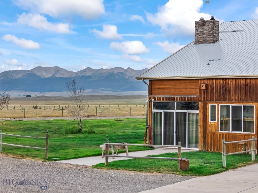 Foothills - Residential