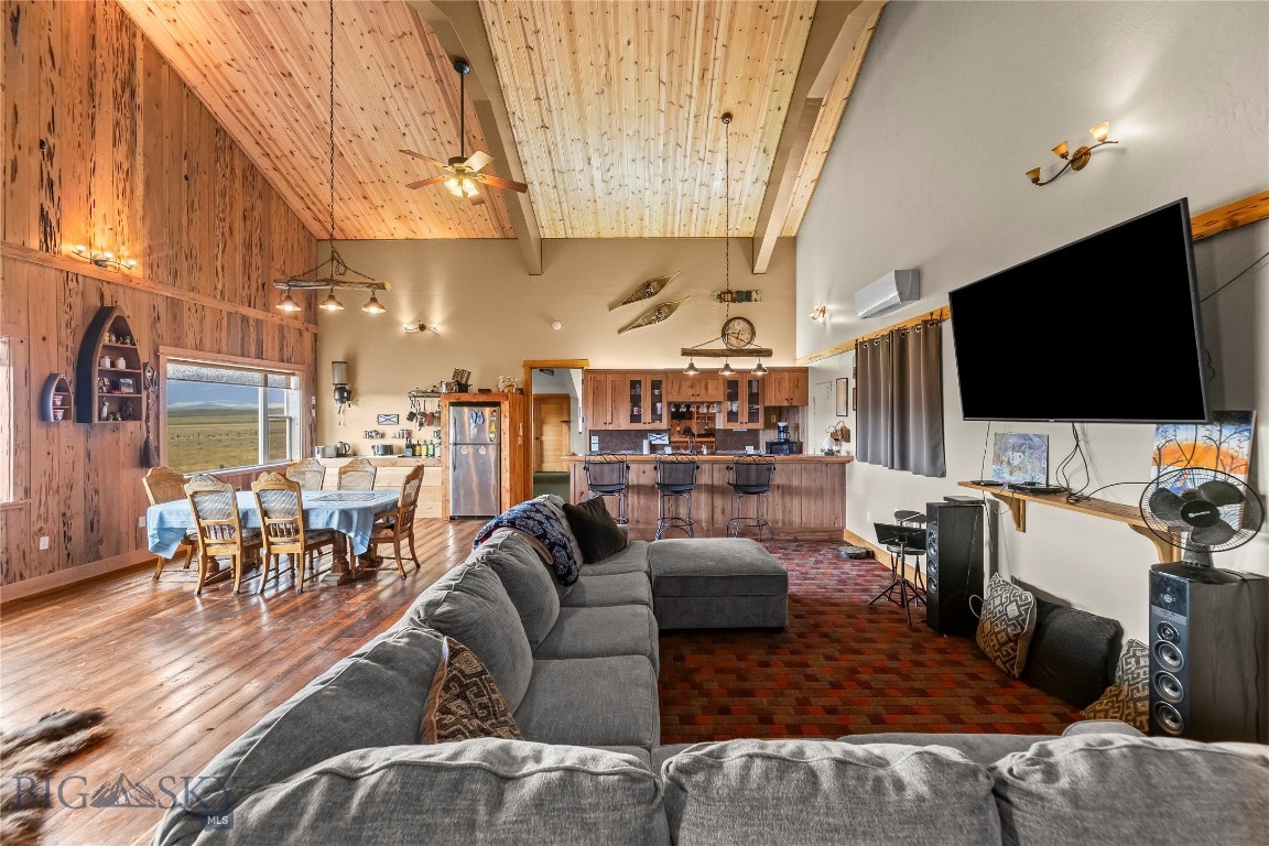 Foothills - Residential