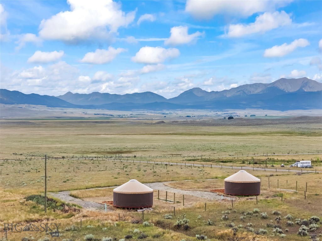 Foothills - Residential