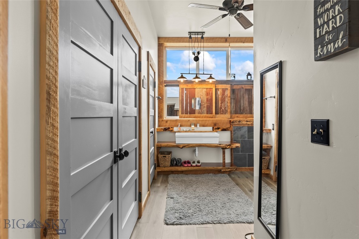 Foothills - Residential