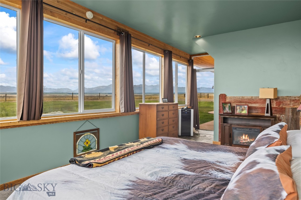 Foothills - Residential