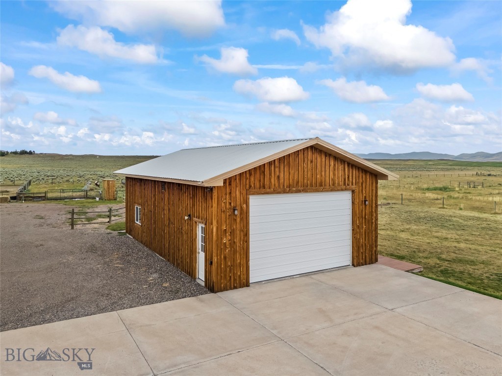 Foothills - Residential