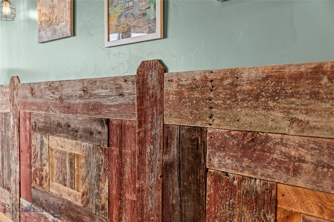 Foothills - Residential