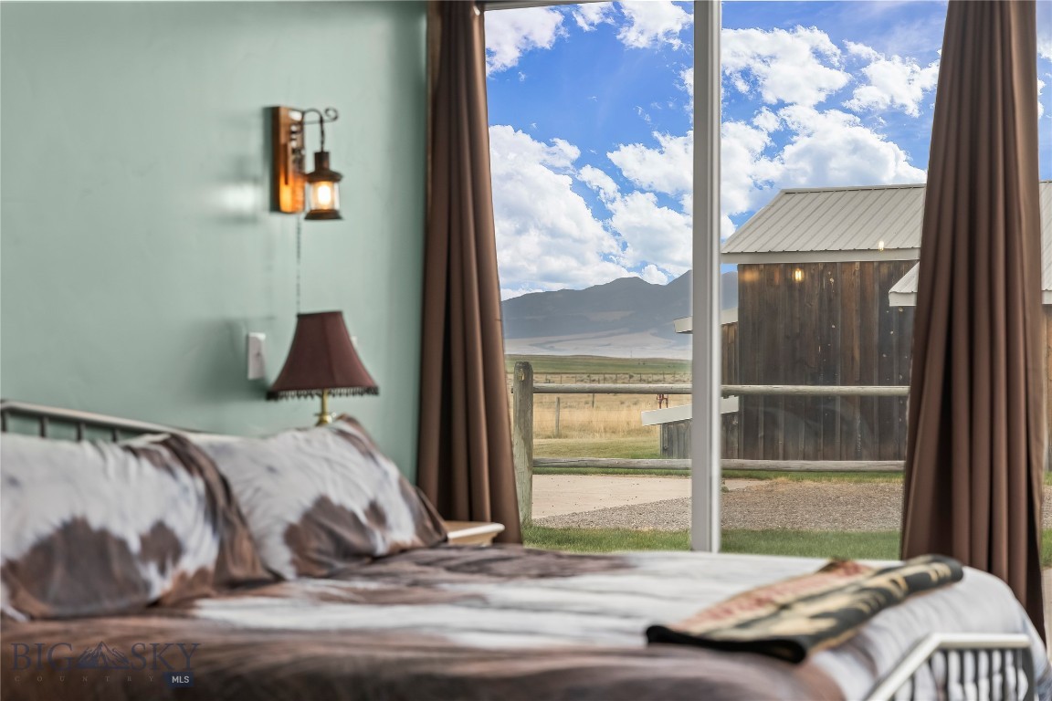 Foothills - Residential