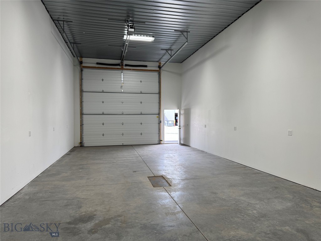 Belgrade, Montana 59714, United States, ,Commercial,Pending,123620