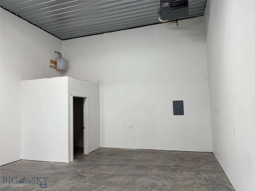 Belgrade, Montana 59714, United States, ,Commercial,Pending,123620