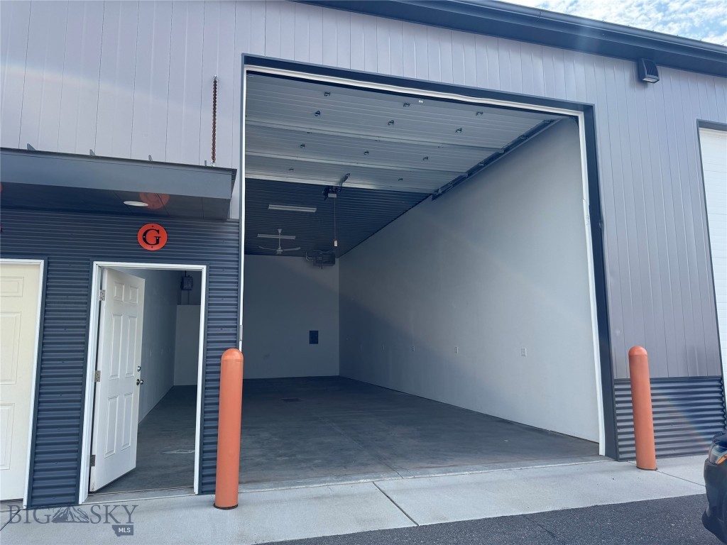 Belgrade, Montana 59714, United States, ,Commercial,Pending,123620